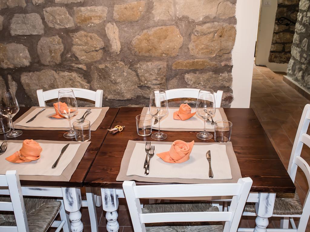 Maison d'hôtes Torre Valbiancara à Montebagnolo Extérieur photo