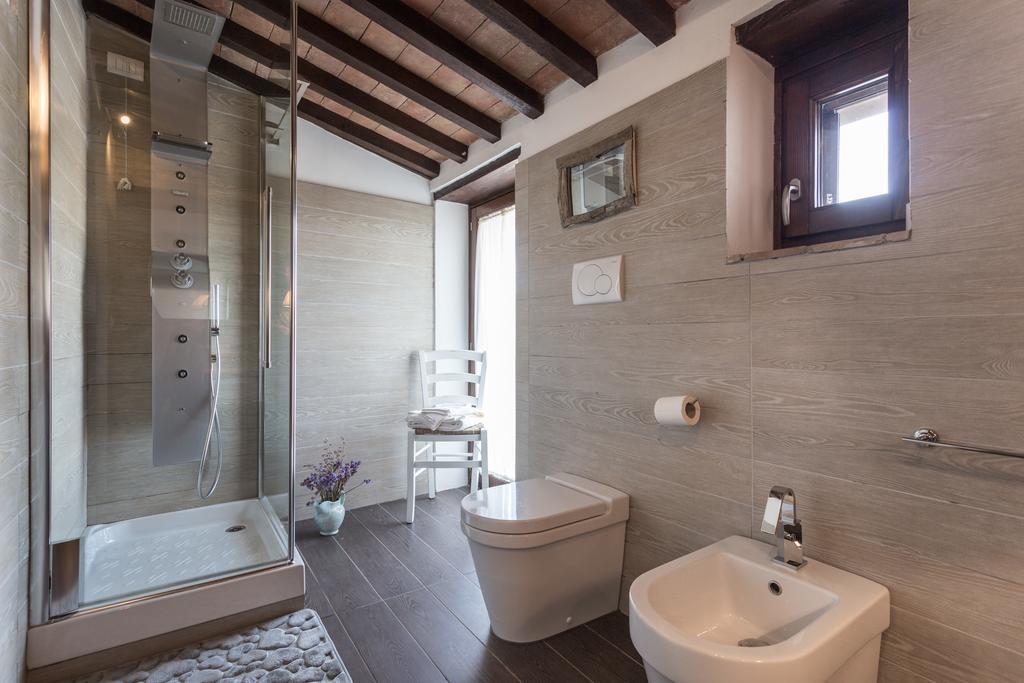 Maison d'hôtes Torre Valbiancara à Montebagnolo Extérieur photo